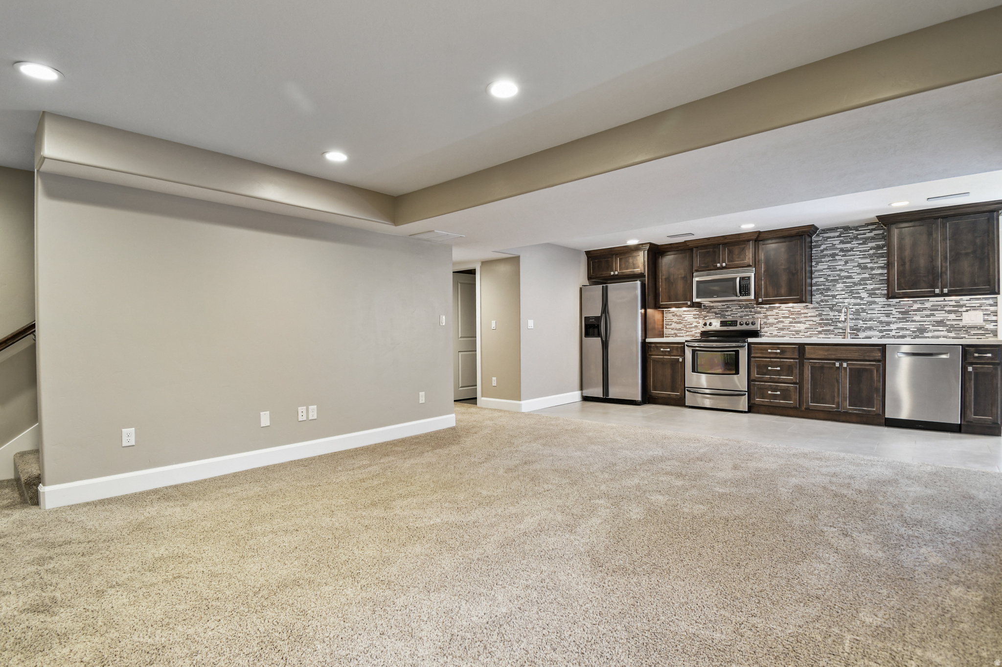 ORCHARD GROVE - Residential