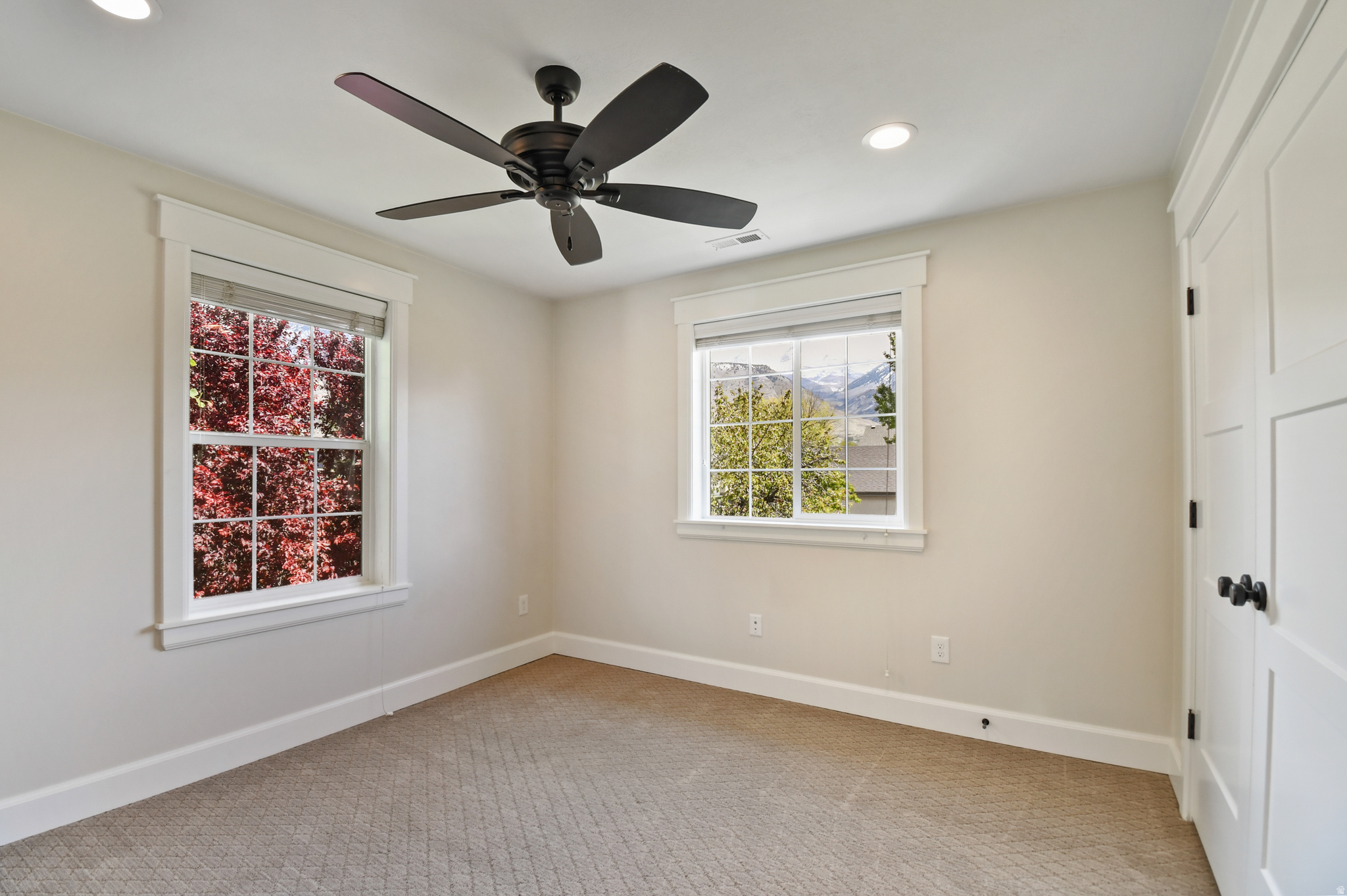 ORCHARD GROVE - Residential