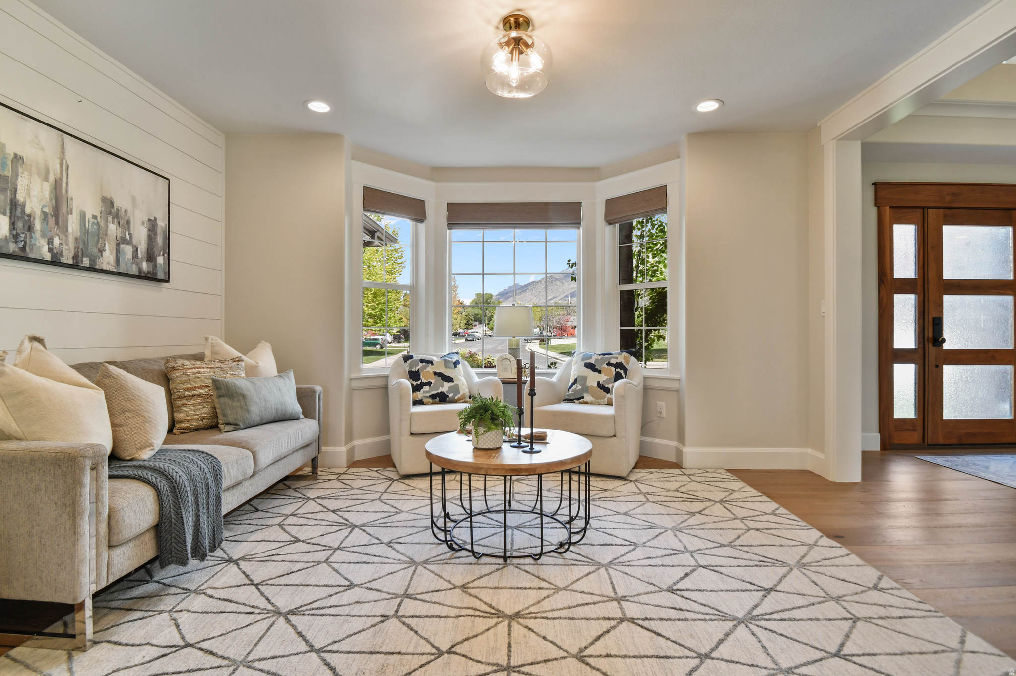 ORCHARD GROVE - Residential