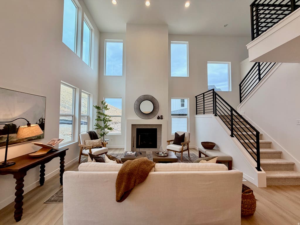 Photo of 5948 N CANYON RIM RD #617, Lehi, UT 84048 (MLS # 2176815)