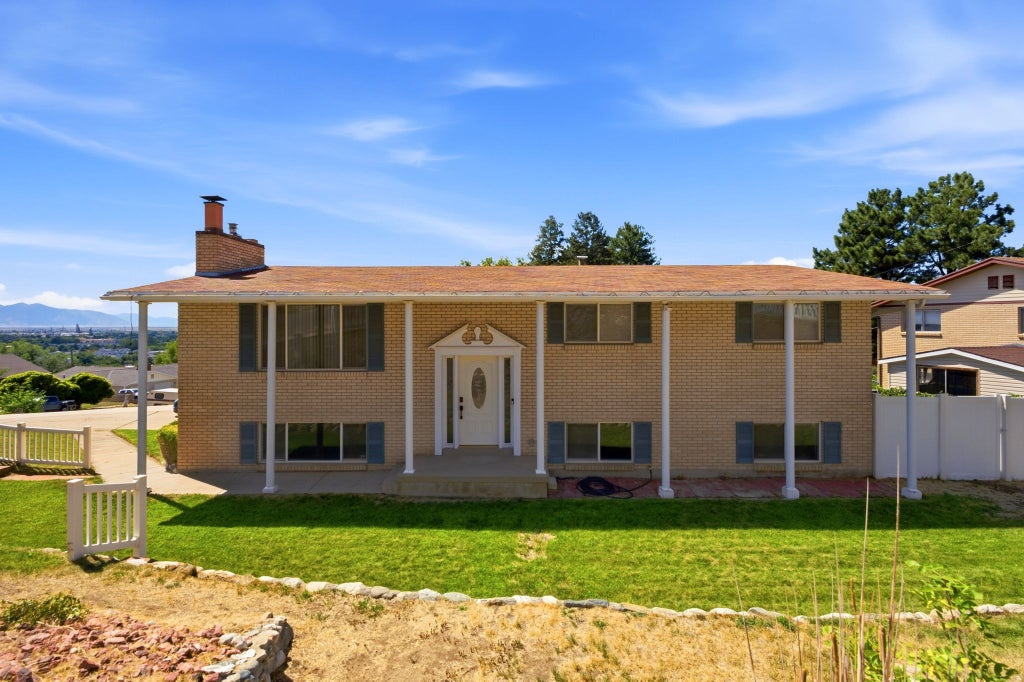 Photo of 791 E 650 S, Centerville, UT 84014 (MLS # 2185411)