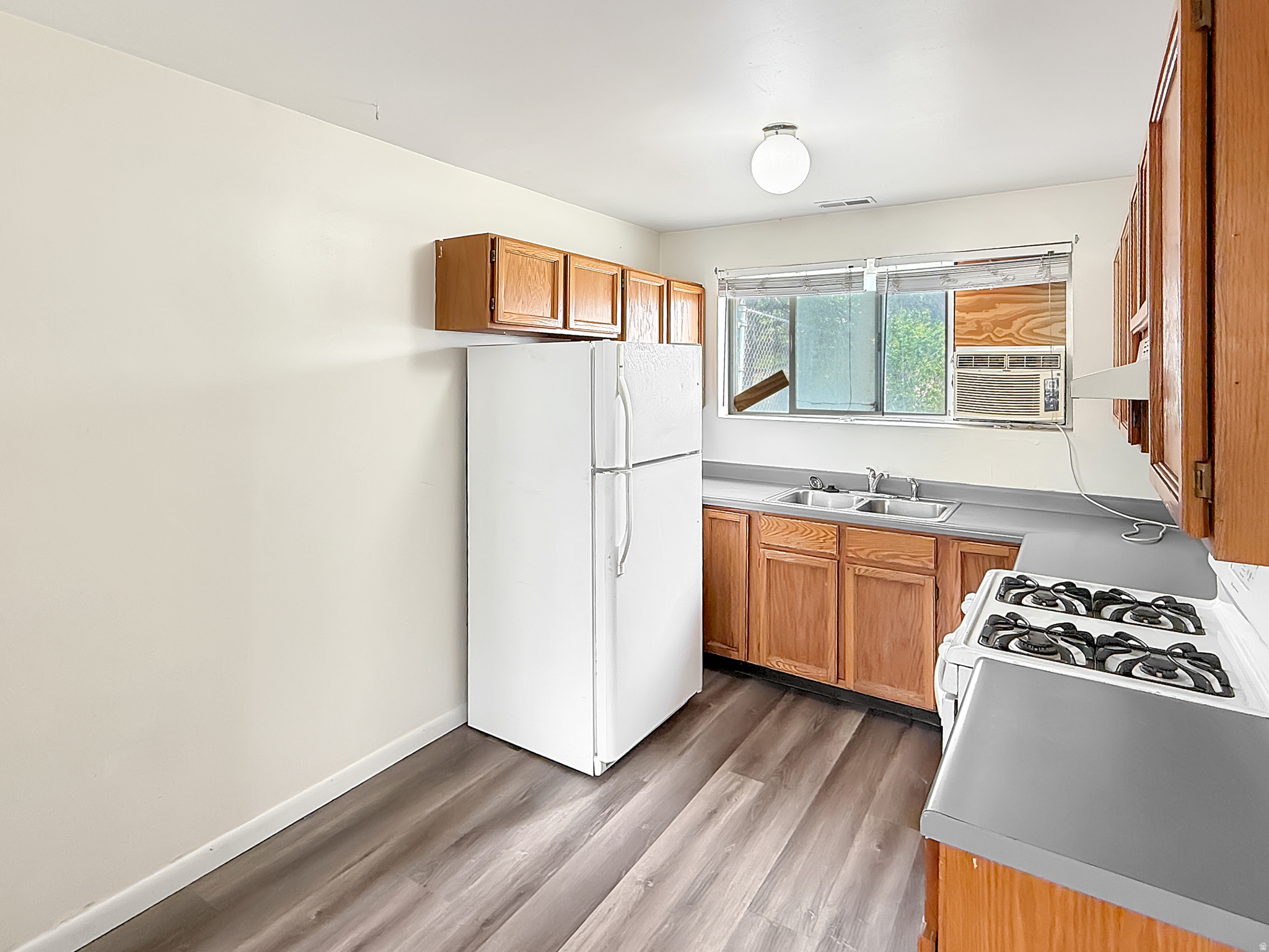 BENNION PARK - Residential Income