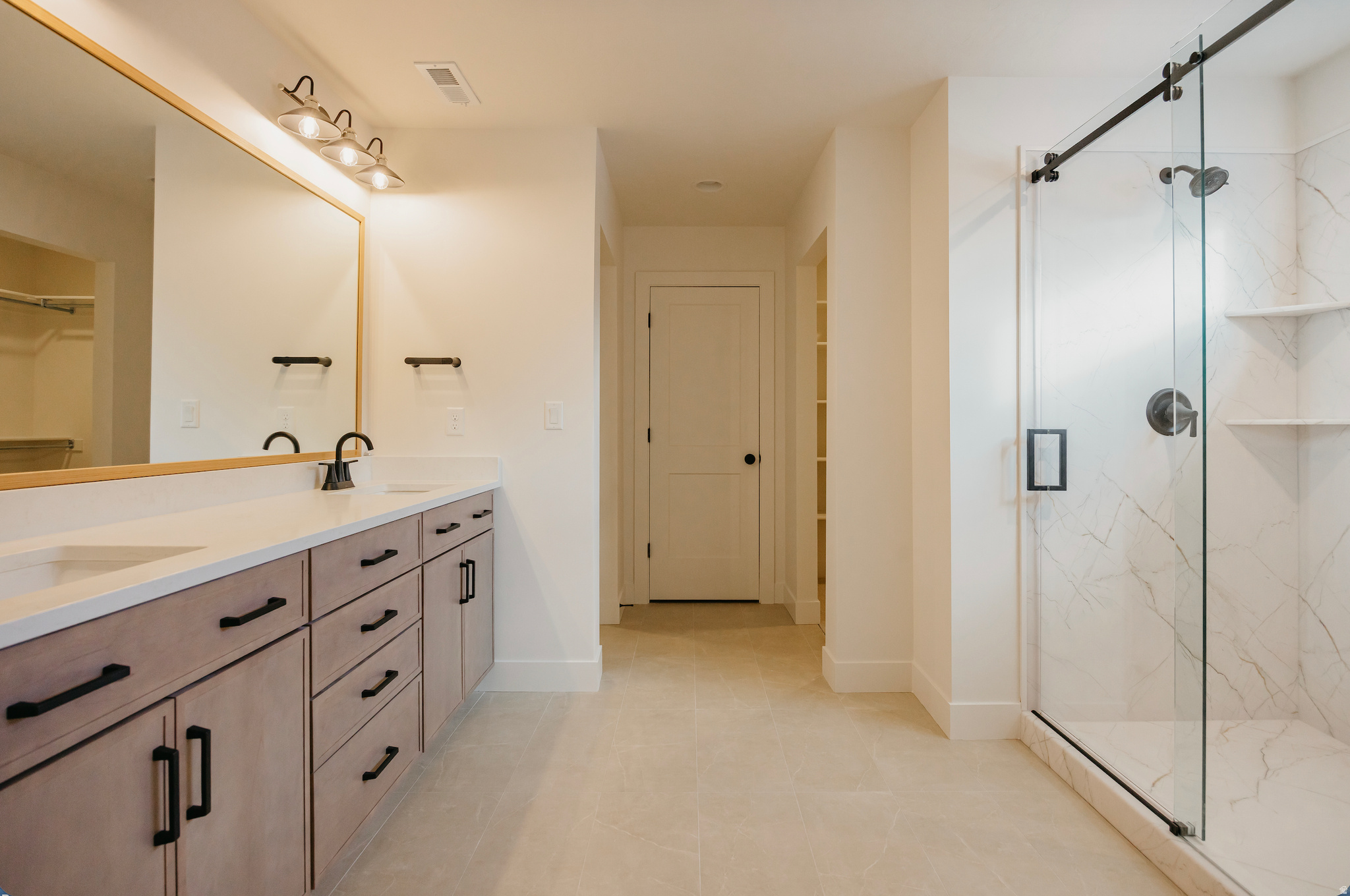 THE CROSSING - Residential