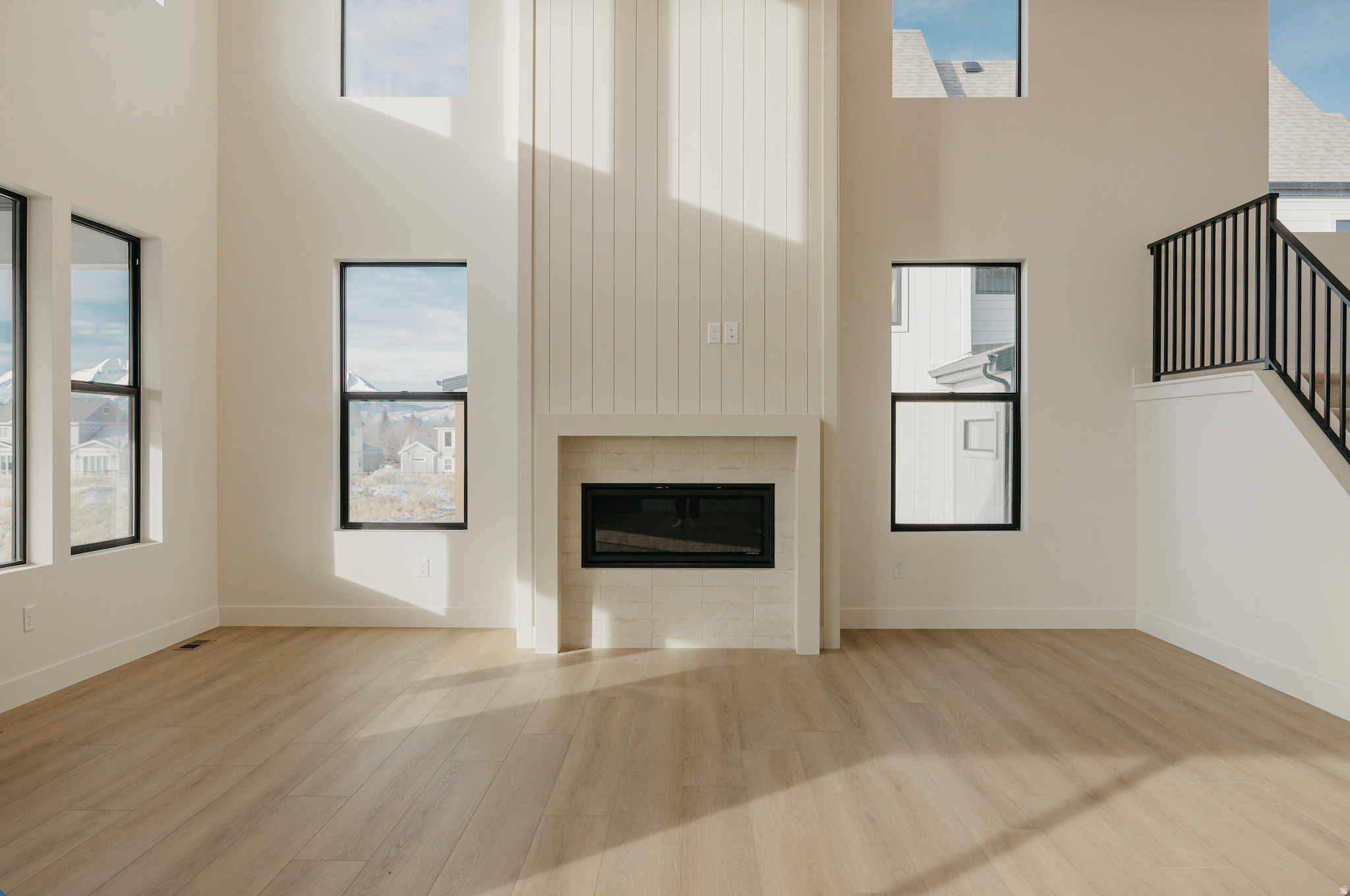 THE CROSSING - Residential