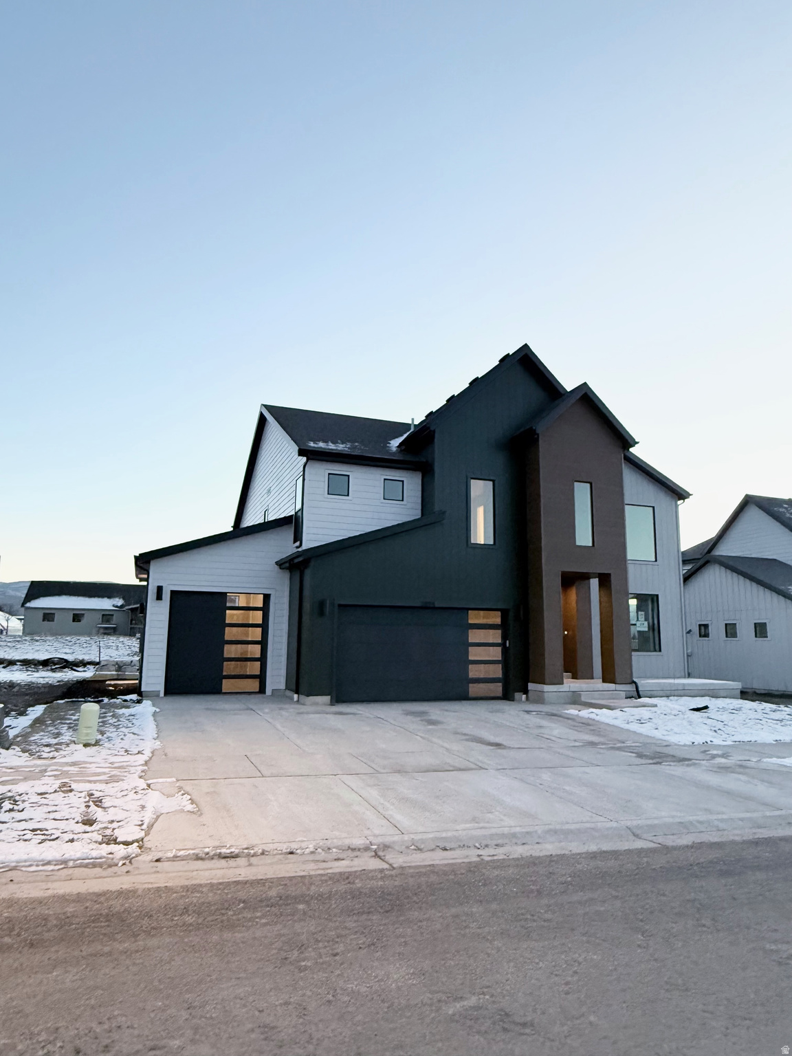 THE CROSSING - Residential