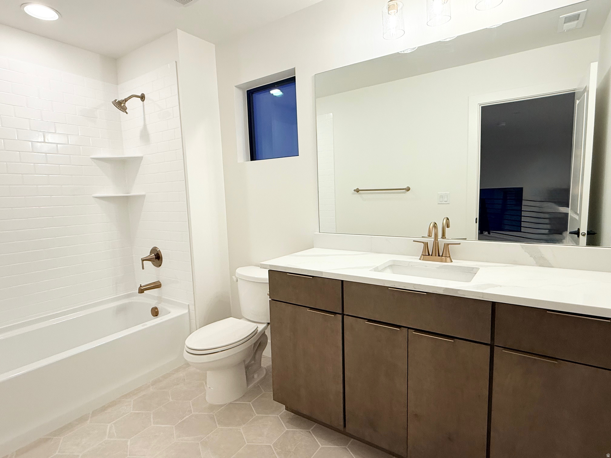 THE CROSSING - Residential