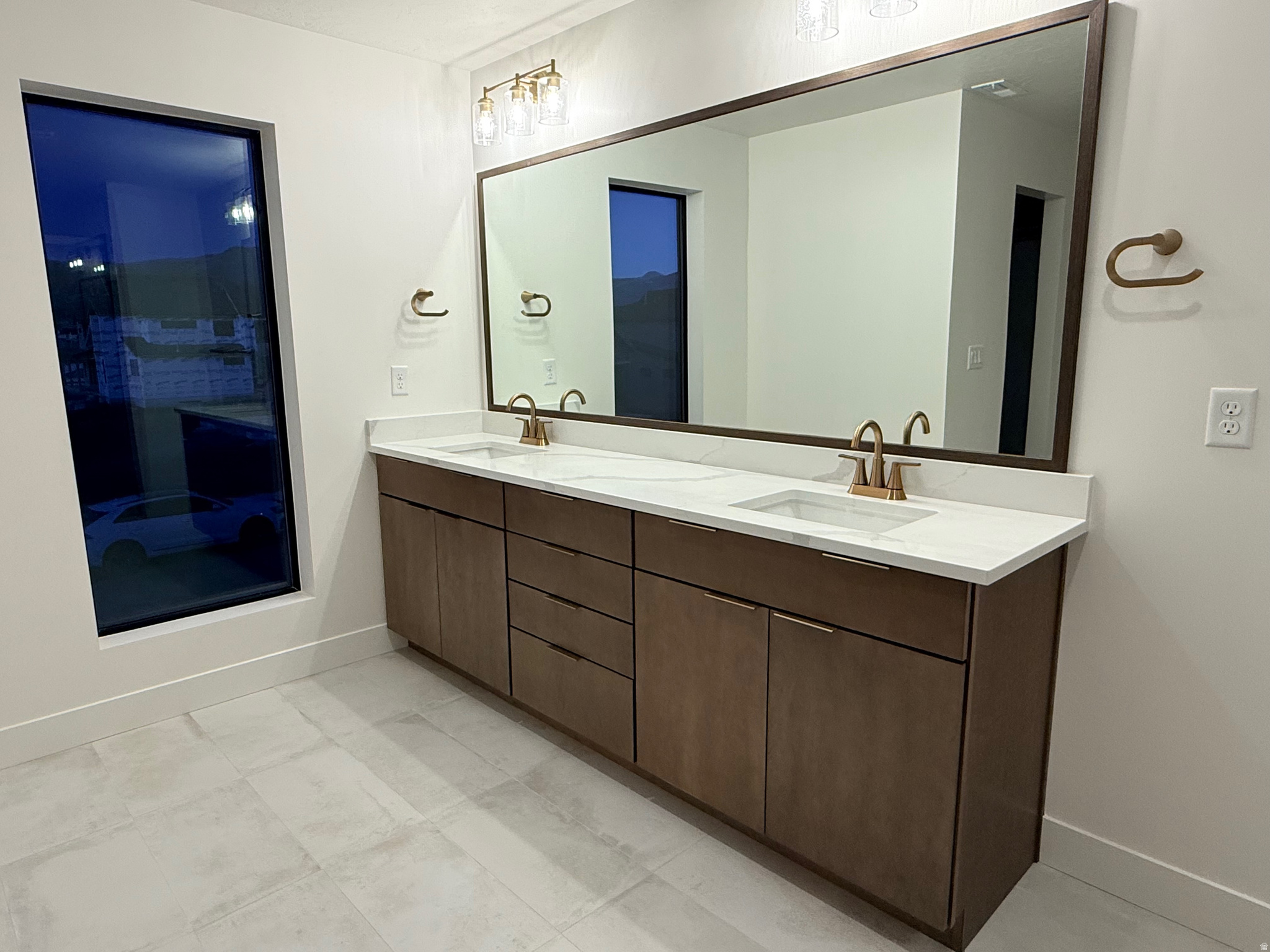 THE CROSSING - Residential