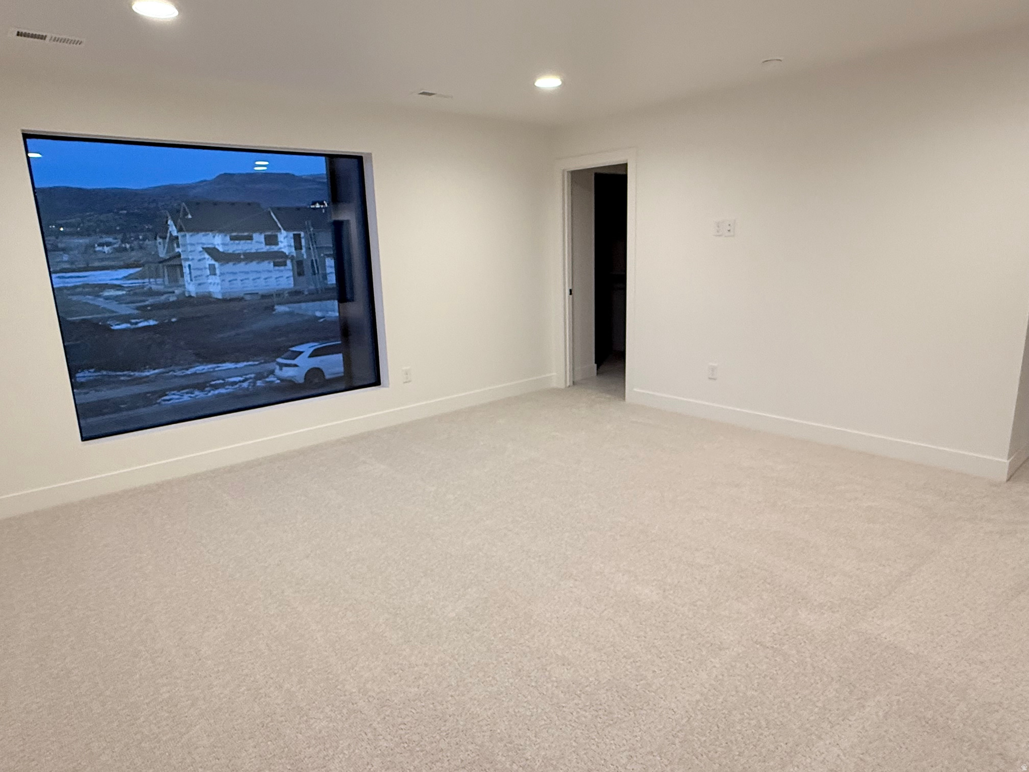 THE CROSSING - Residential