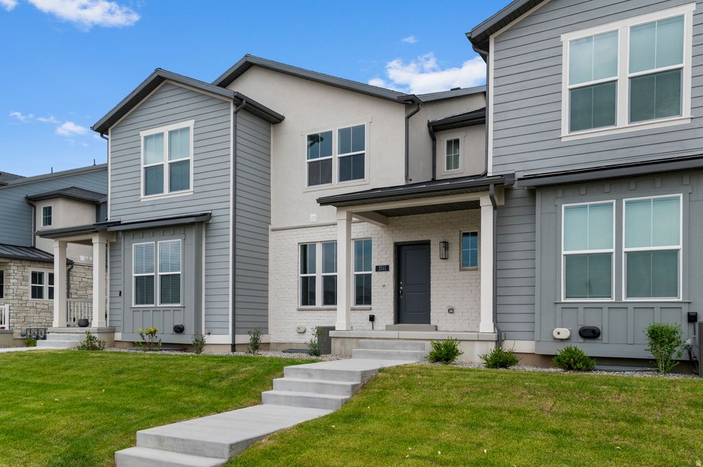 Photo of 3511 W HARDMAN WAY, Lehi, UT 84043 (MLS # 2125288)