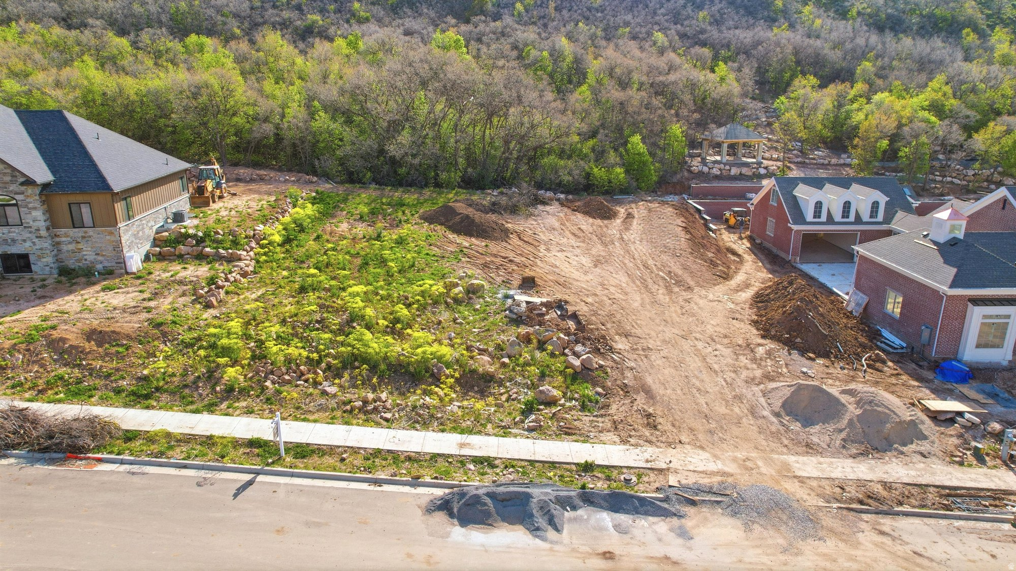 THE HEIGHTS AT WHISPER RIDGE - Land