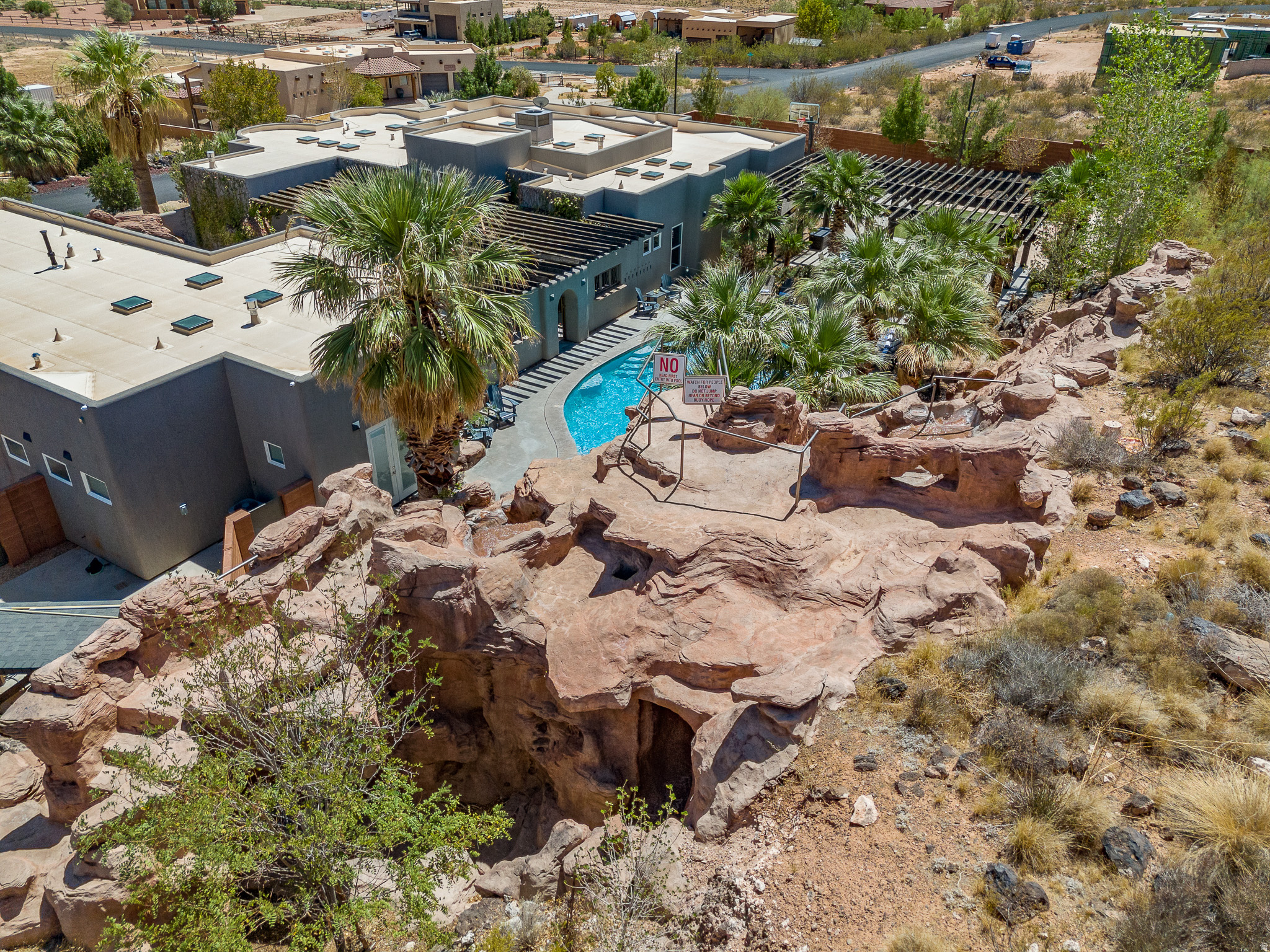 ADOBE HILLS - Residential