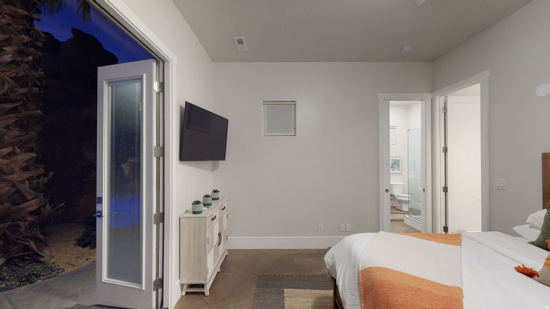 ADOBE HILLS - Residential