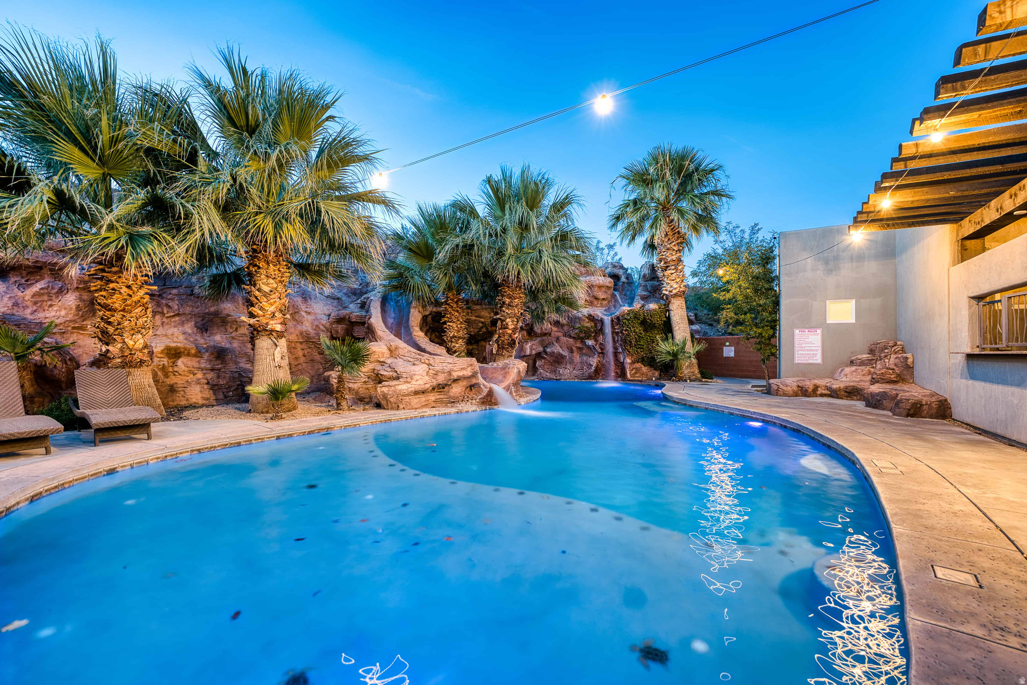 ADOBE HILLS - Residential