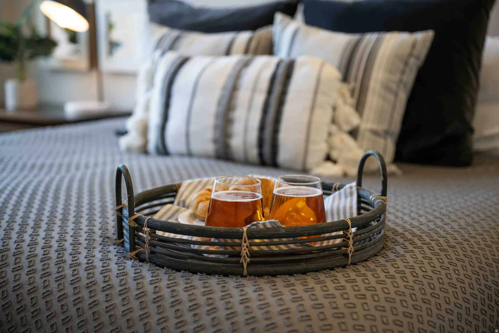 ADOBE HILLS - Residential