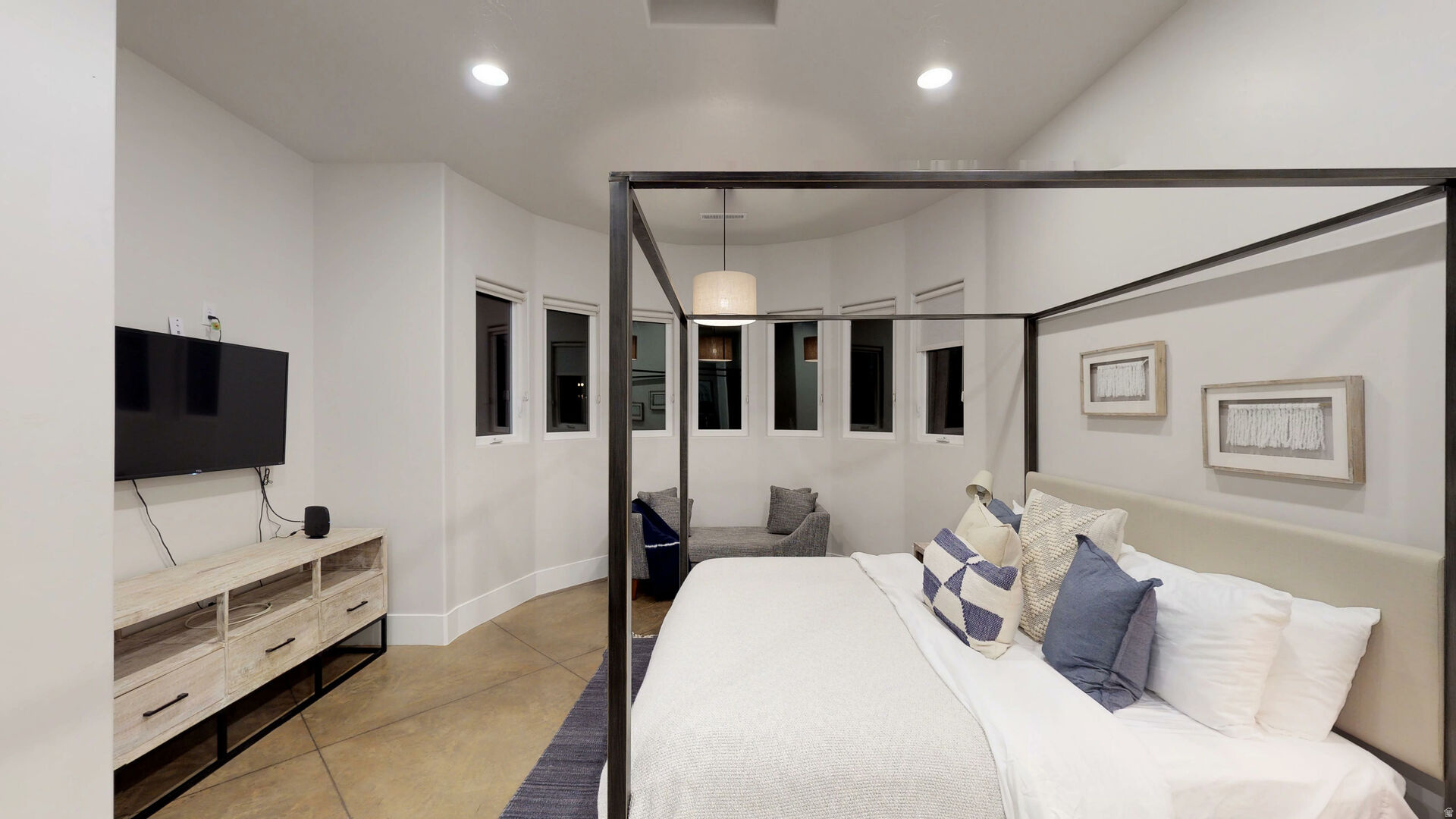 ADOBE HILLS - Residential