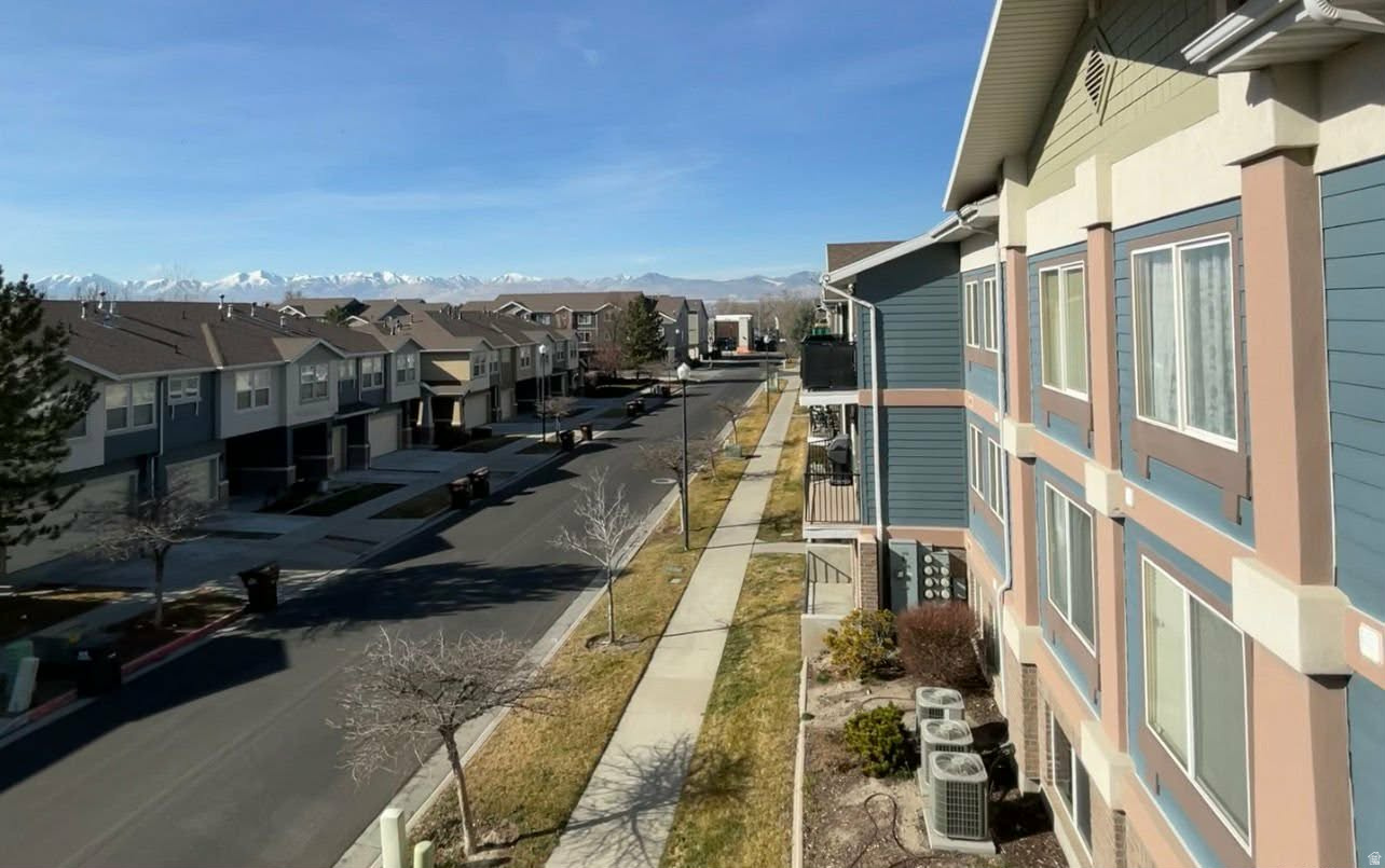 EAST TOWN VILLAGE - Residential