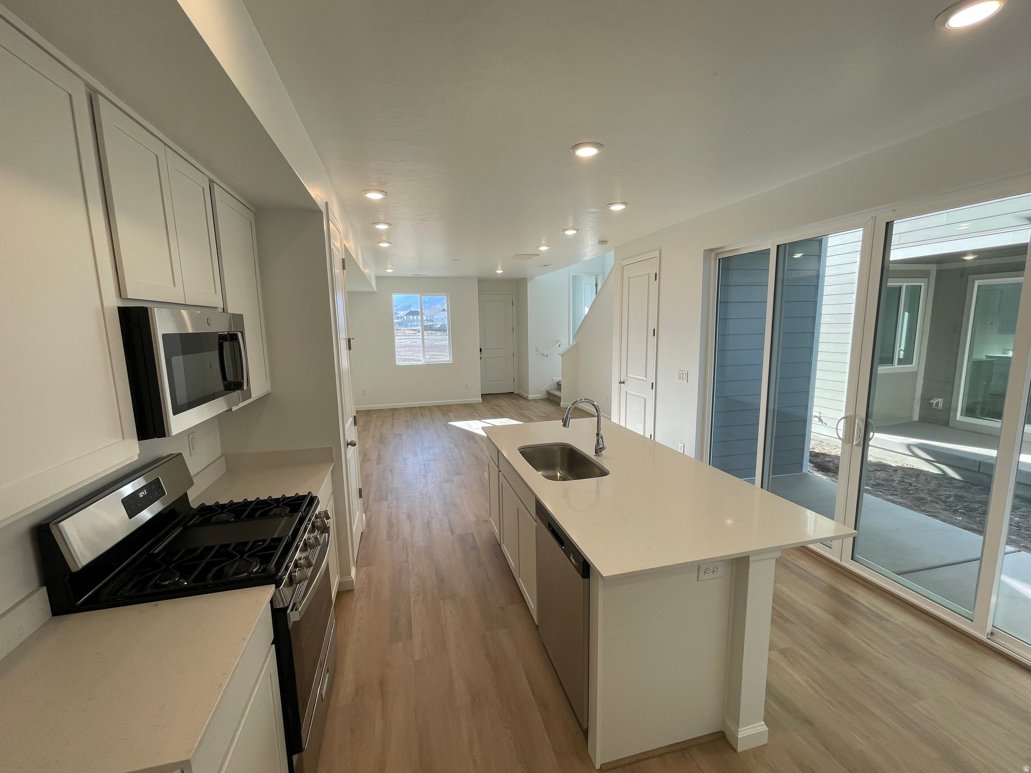 VILLAGES AT ARROWHEAD PARK - Residential