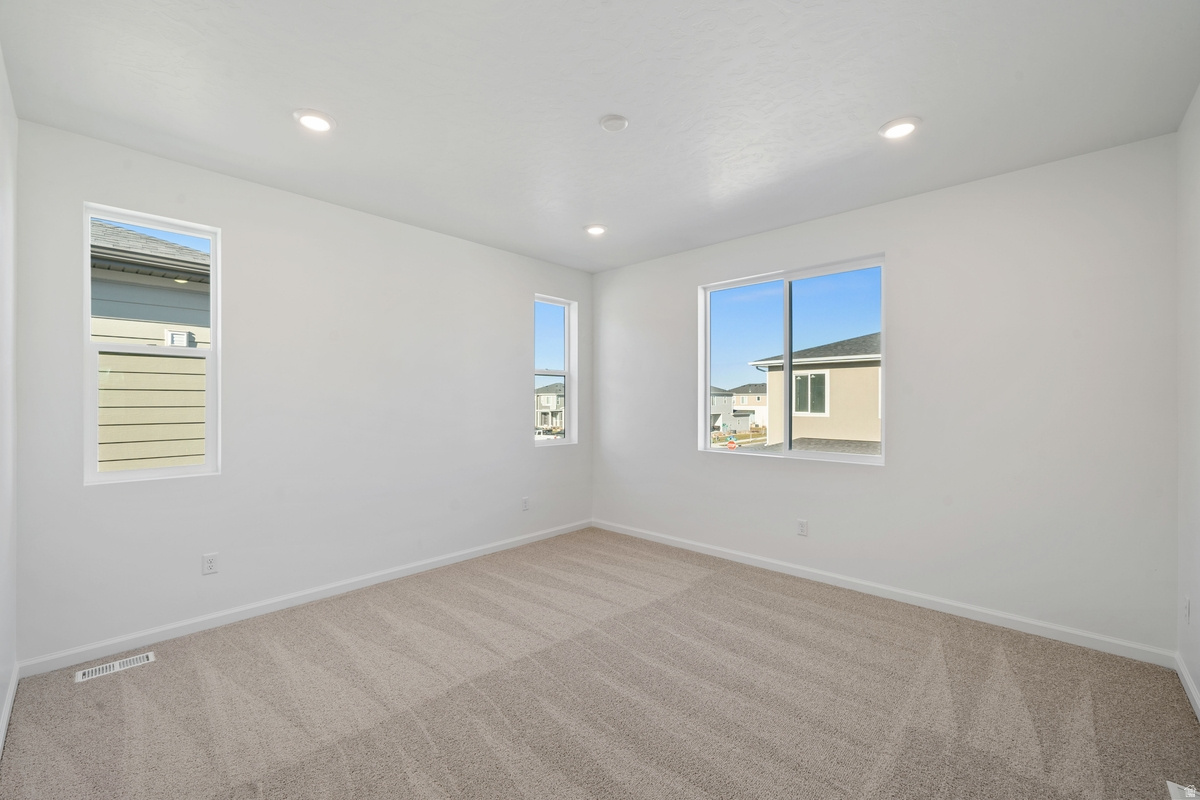 VILLAGES AT ARROWHEAD PARK - Residential