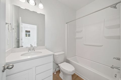 Tiny photo for 1336 E 1670 N #821, Payson, UT 84651 (MLS # 2124512)