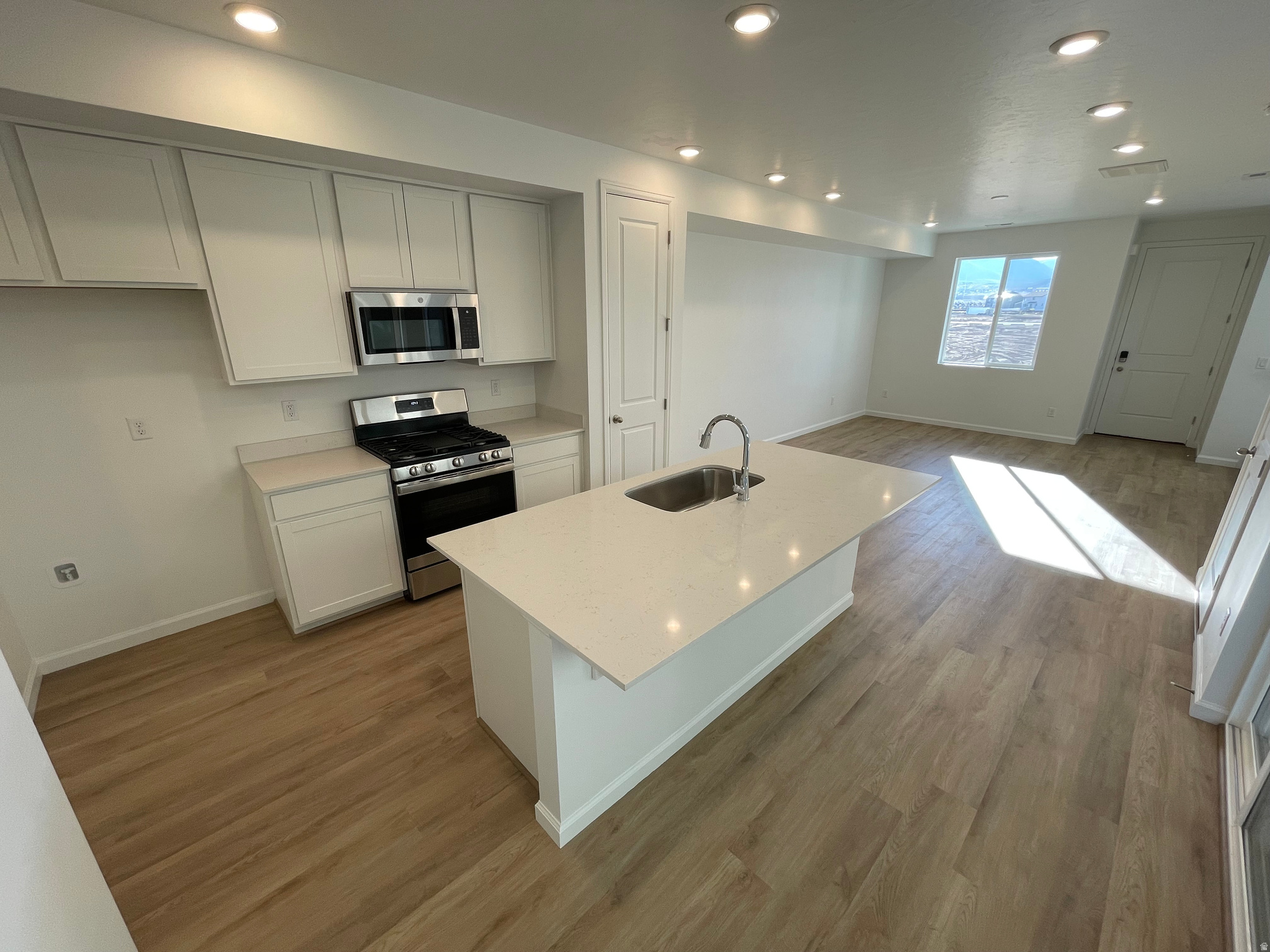 VILLAGES AT ARROWHEAD PARK - Residential