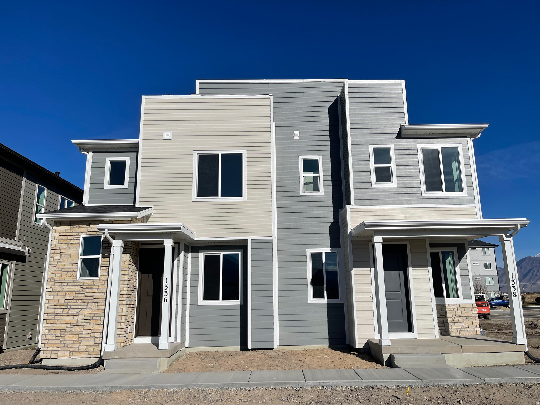 VILLAGES AT ARROWHEAD PARK - Residential