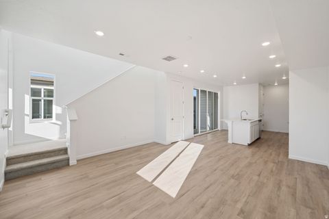 Tiny photo for 1336 E 1670 N #821, Payson, UT 84651 (MLS # 2124512)