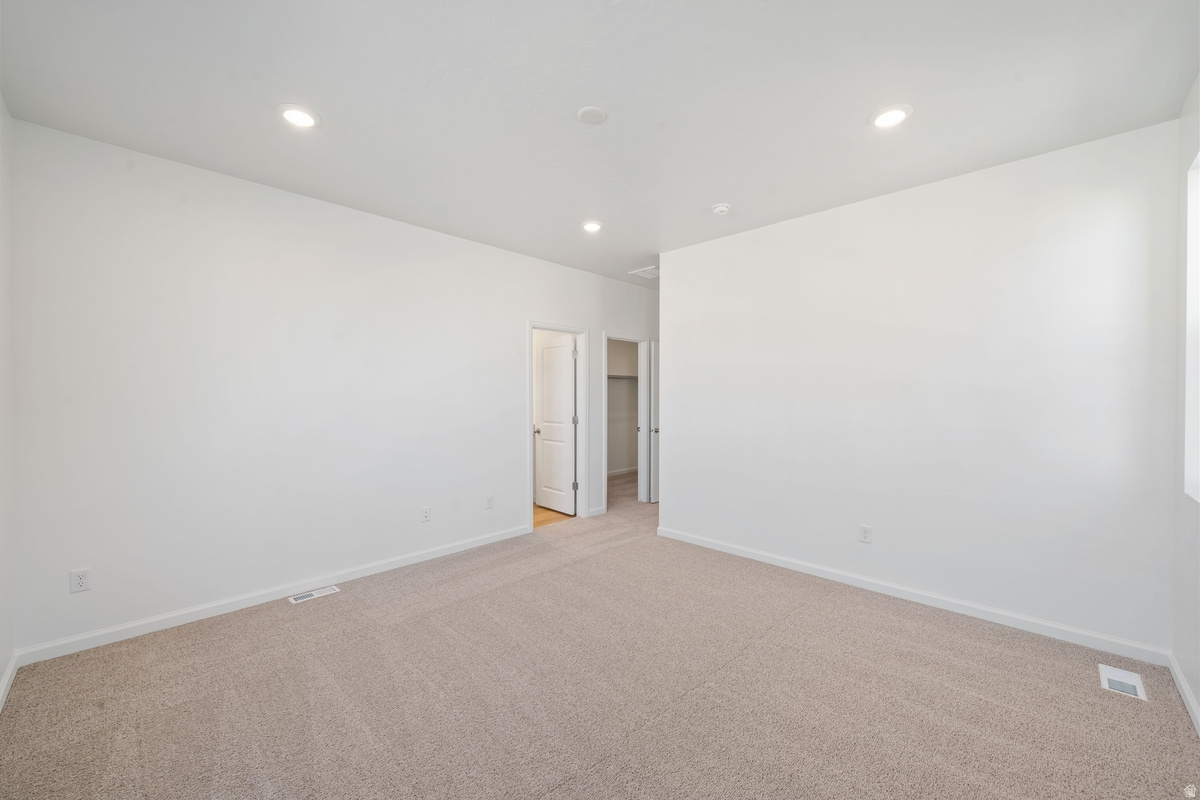 VILLAGES AT ARROWHEAD PARK - Residential