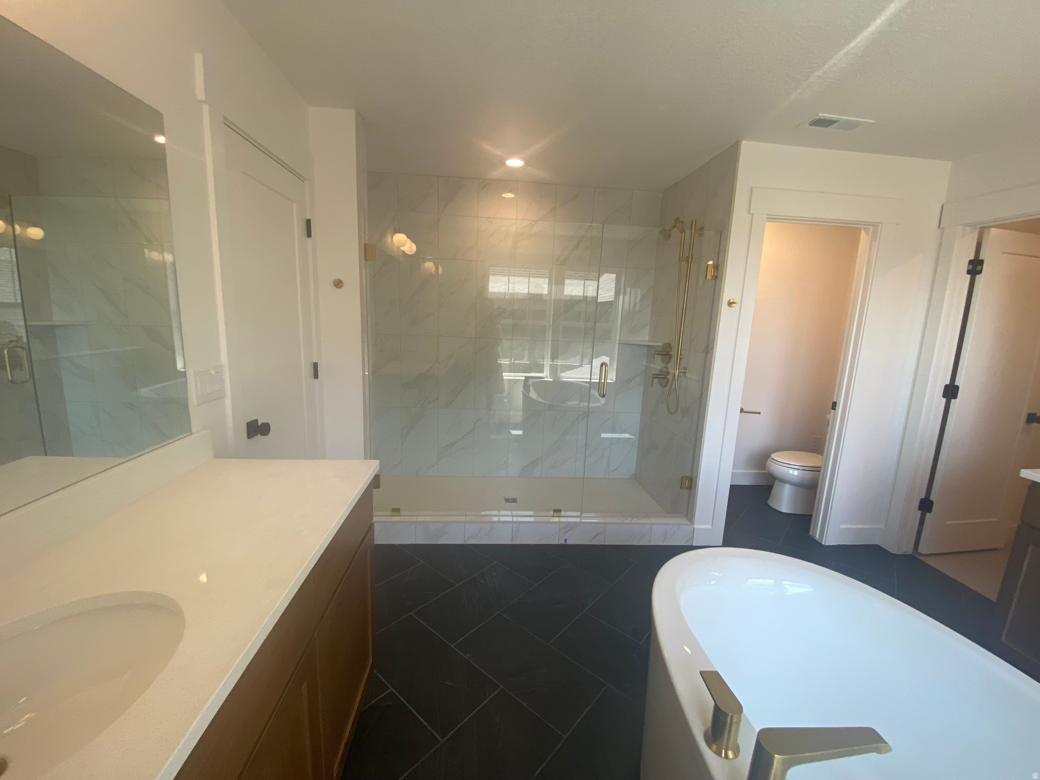 DAYBREAK - Residential