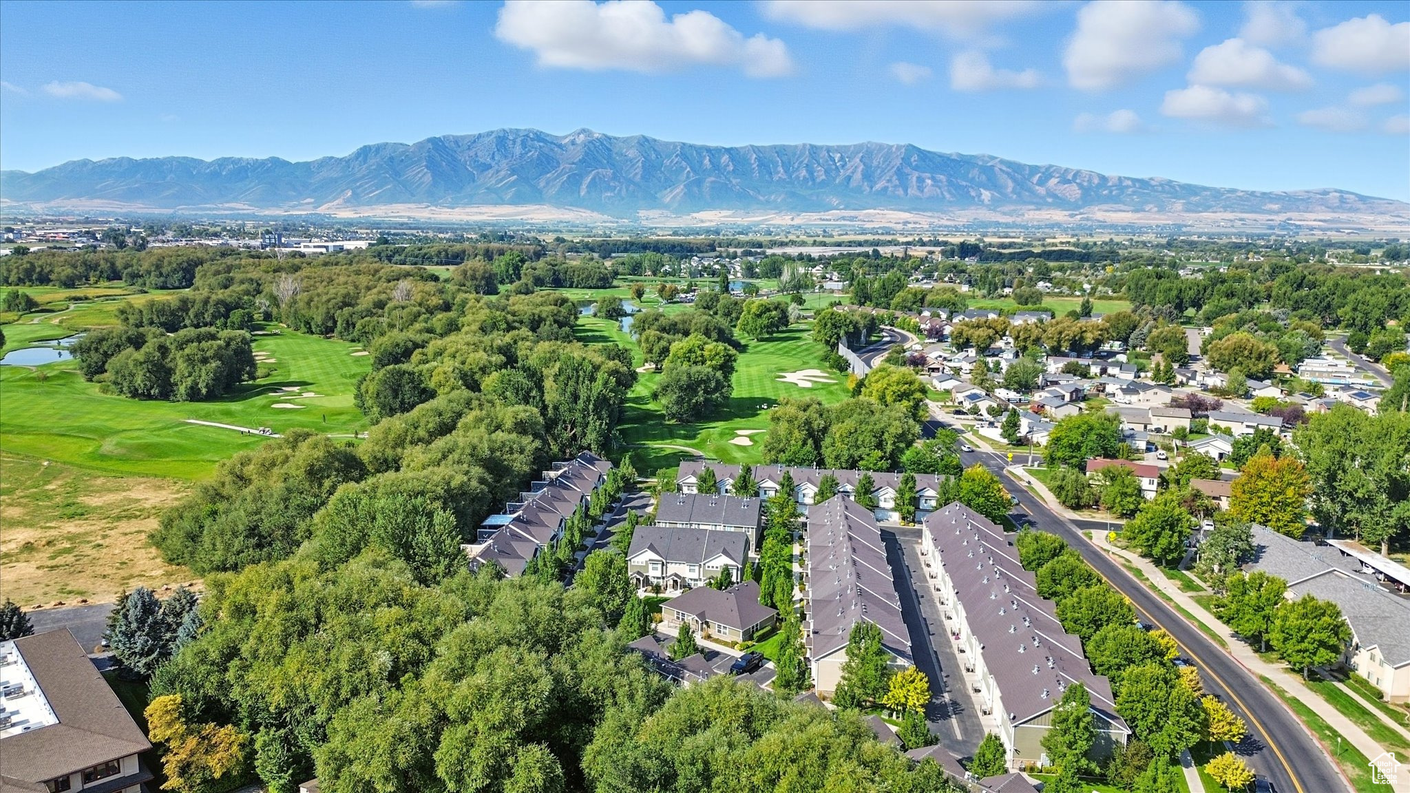 RIVER CROSSING - Residential