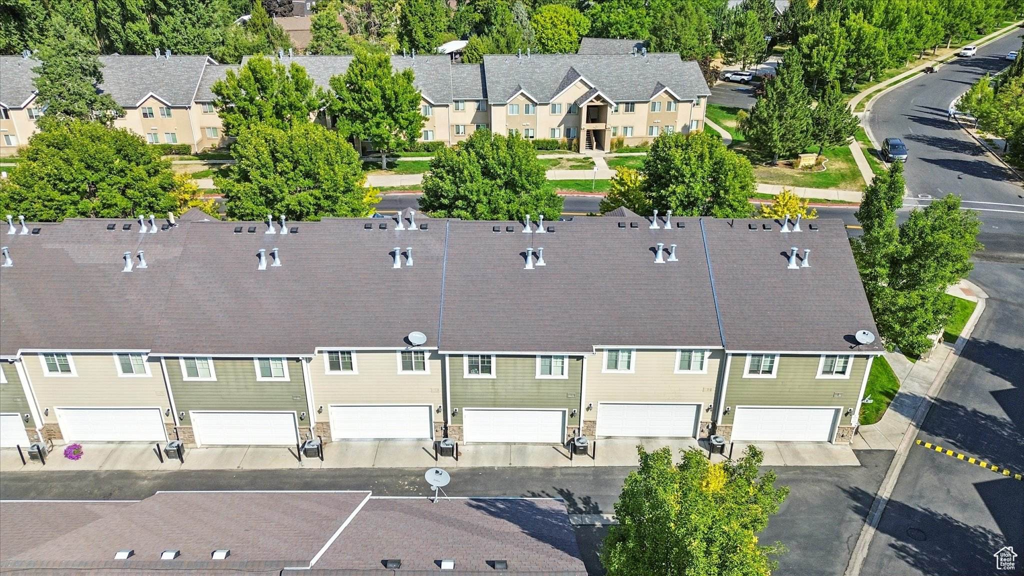 RIVER CROSSING - Residential