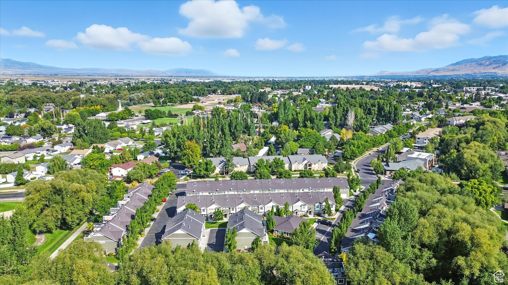 RIVER CROSSING - Residential