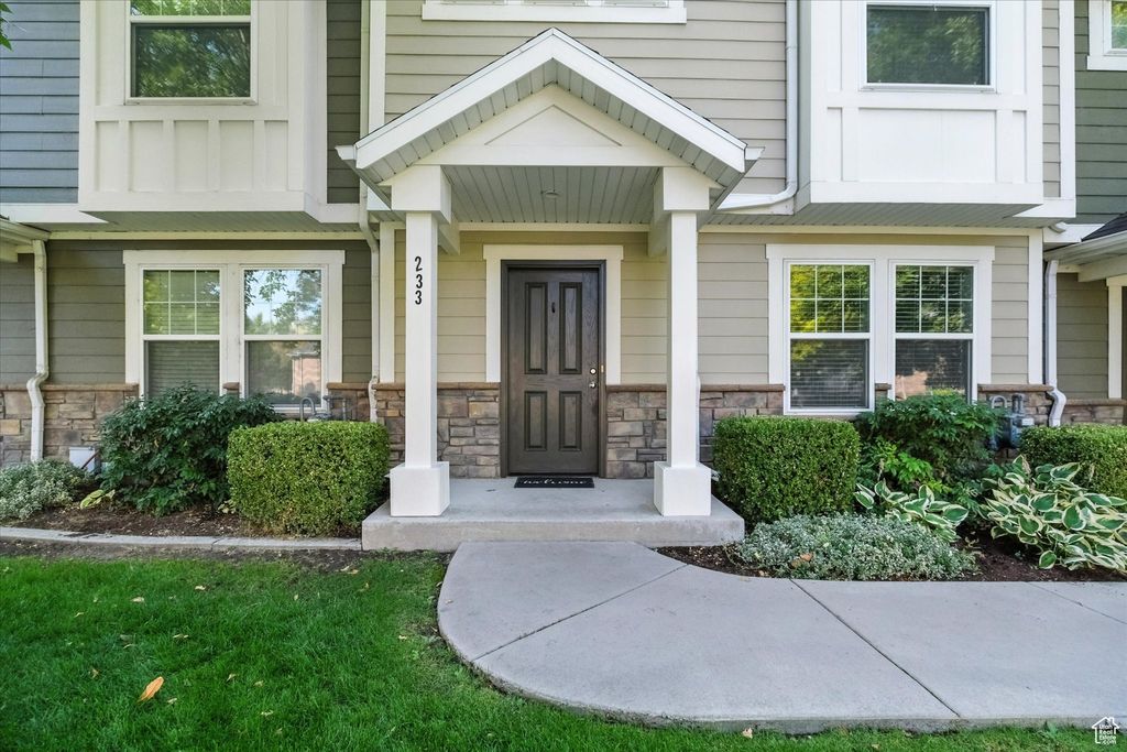 Photo of 233 W 1010 S, Logan, UT 84321 (MLS # 2110219)