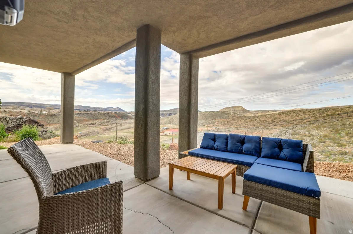 TOQUERVILLE TERRACE - Residential