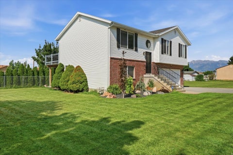 Tiny photo for 2514 W 2250 N, Clinton, UT 84015 (MLS # 2178758)