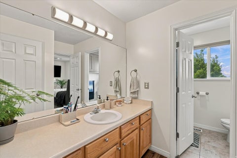 Tiny photo for 2514 W 2250 N, Clinton, UT 84015 (MLS # 2178758)