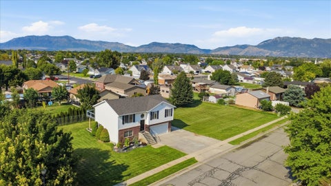 Tiny photo for 2514 W 2250 N, Clinton, UT 84015 (MLS # 2178758)