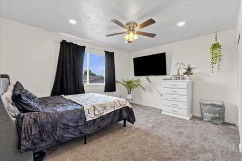 Tiny photo for 2514 W 2250 N, Clinton, UT 84015 (MLS # 2178758)