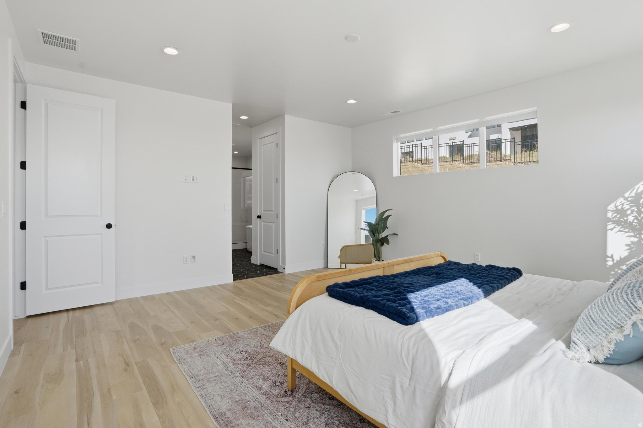 CANYON POINT - Residential