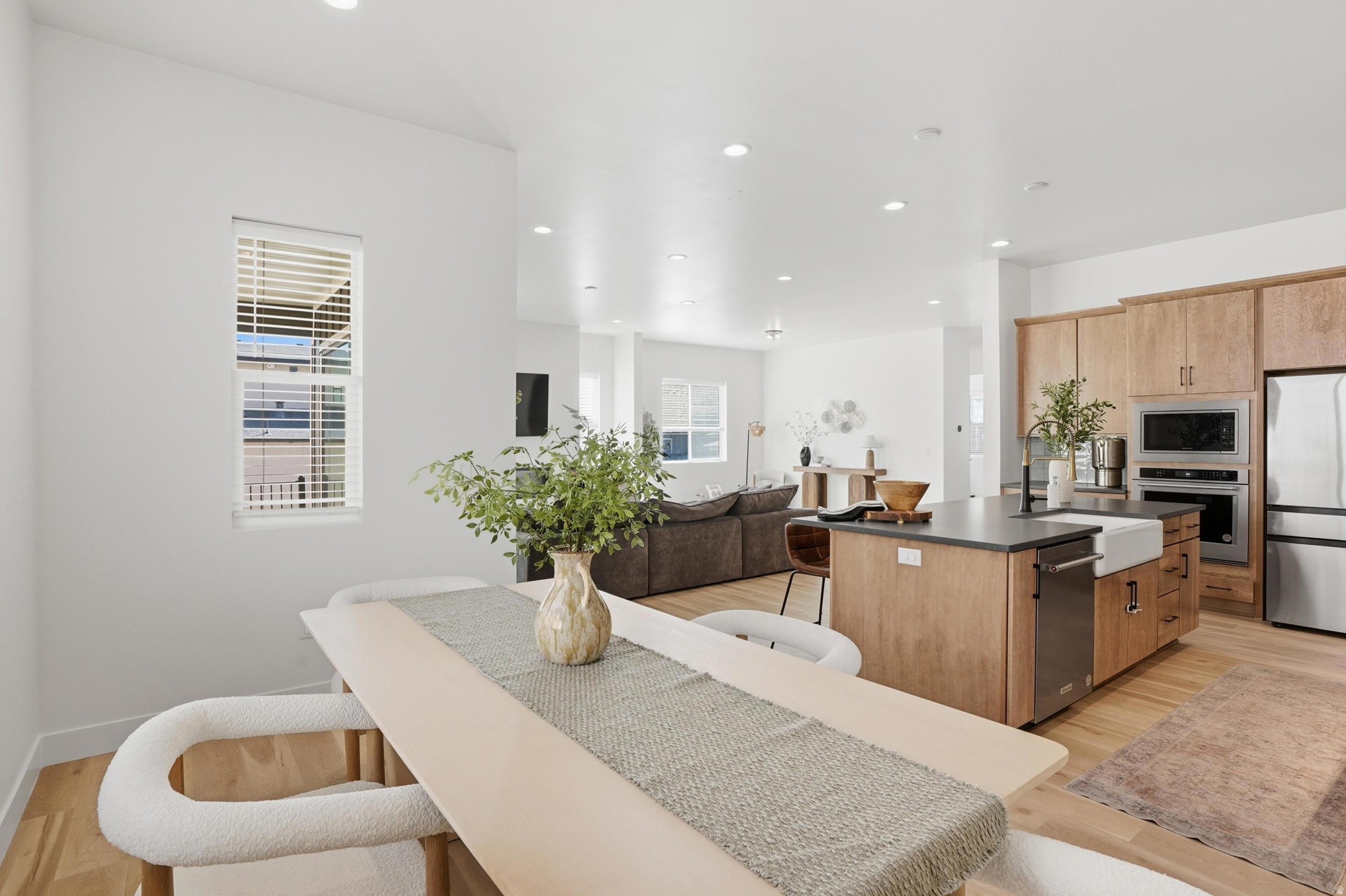 CANYON POINT - Residential