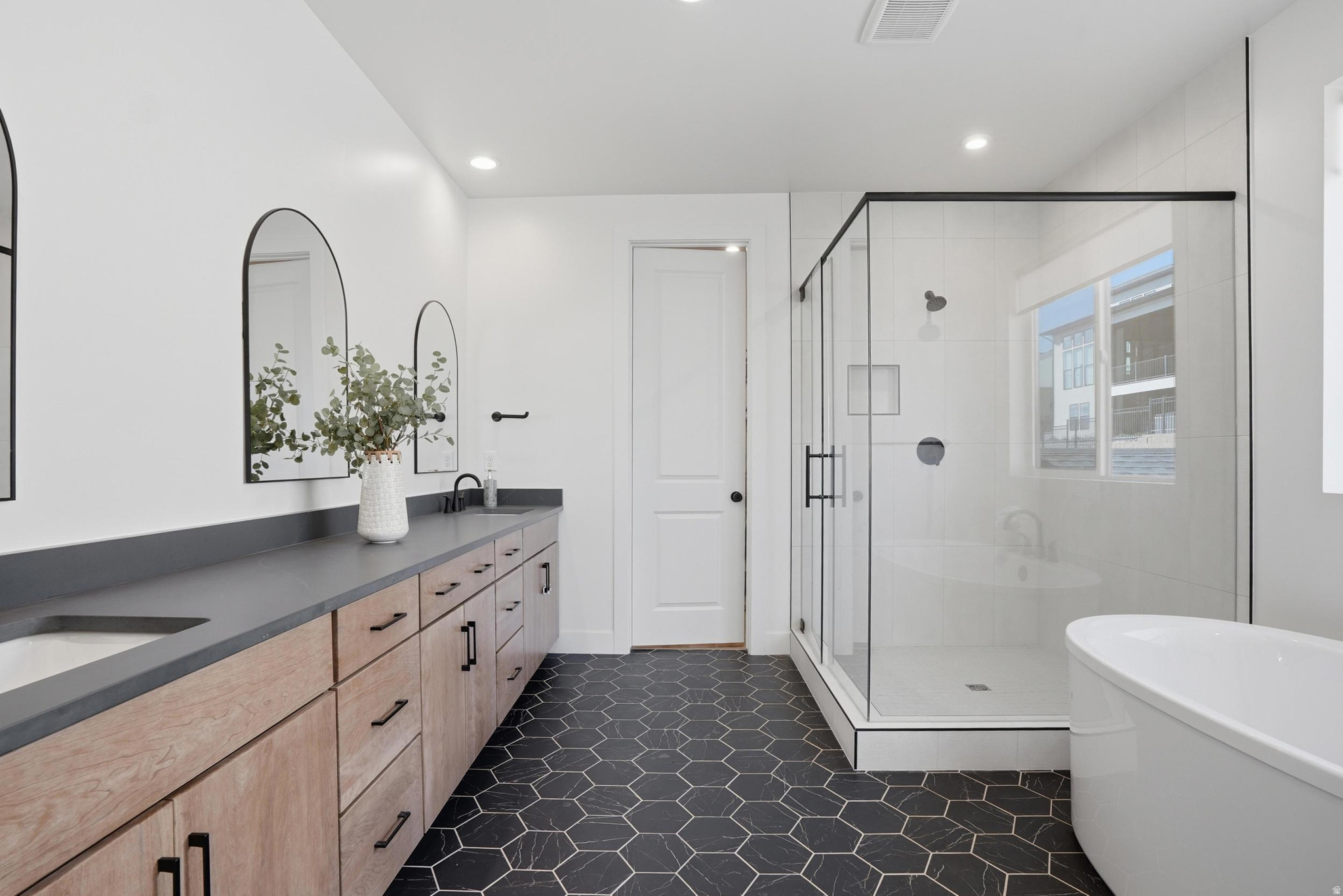 CANYON POINT - Residential