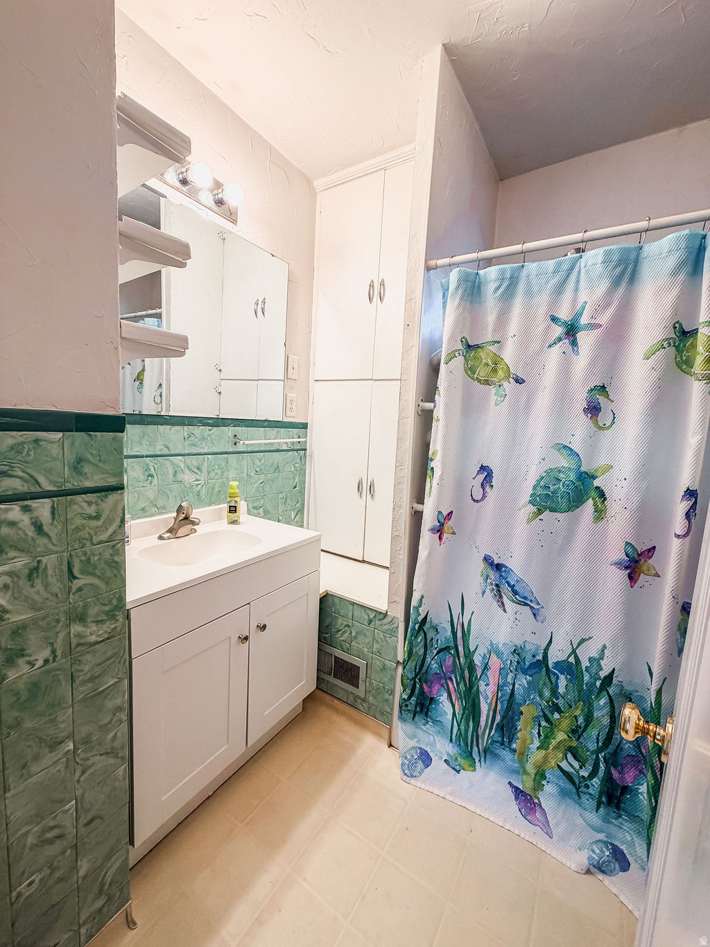 VERNAL CITY PLAT C (JOHNSTUNS ADDITION) - Residential