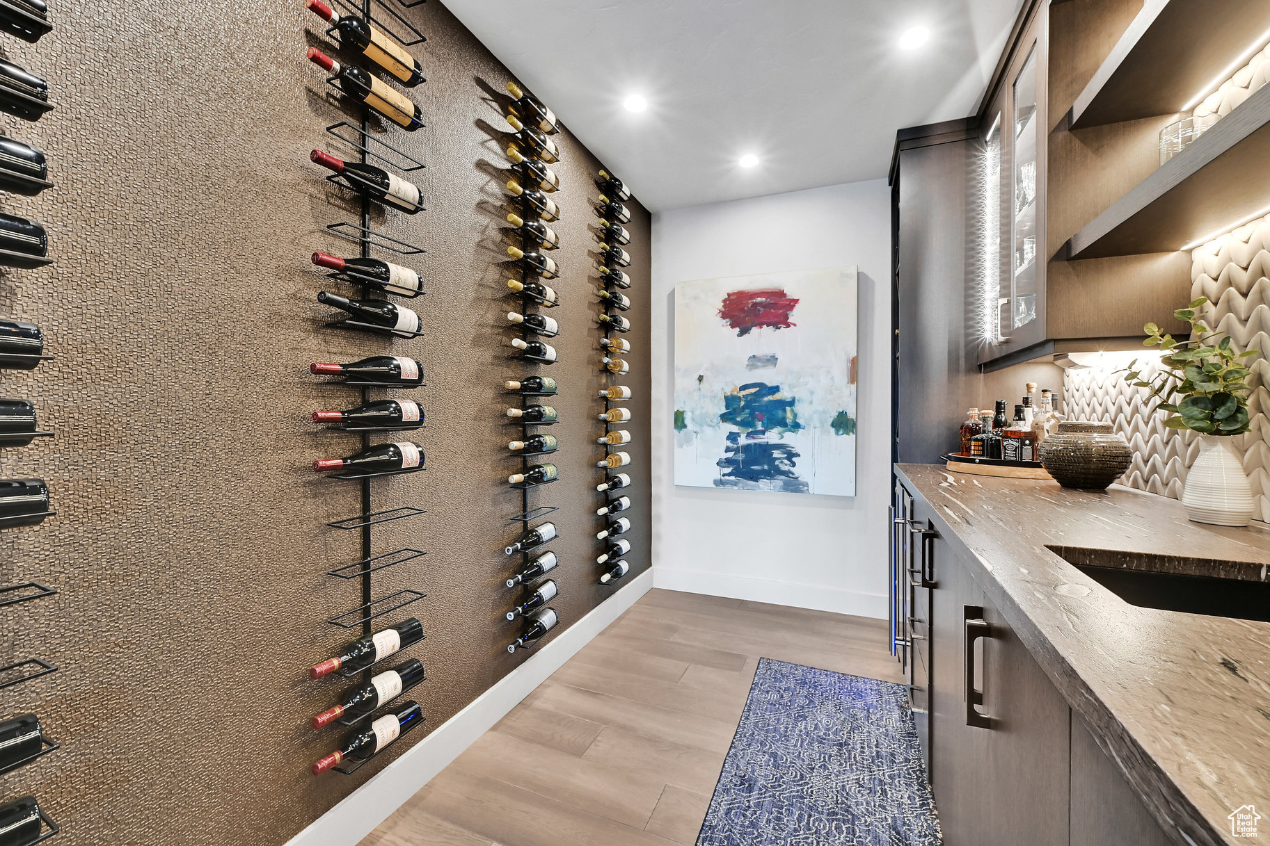 EDGEWATER CHALETS - Residential