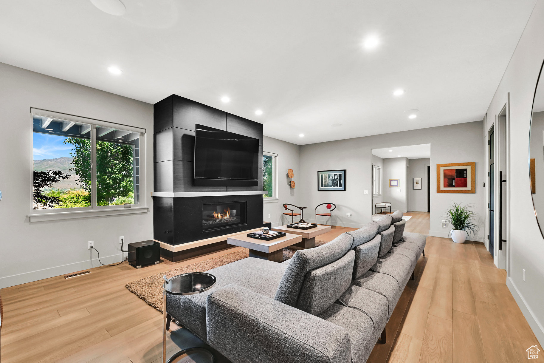 EDGEWATER CHALETS - Residential