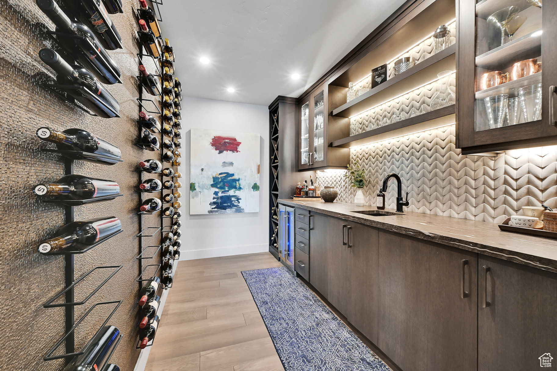 EDGEWATER CHALETS - Residential