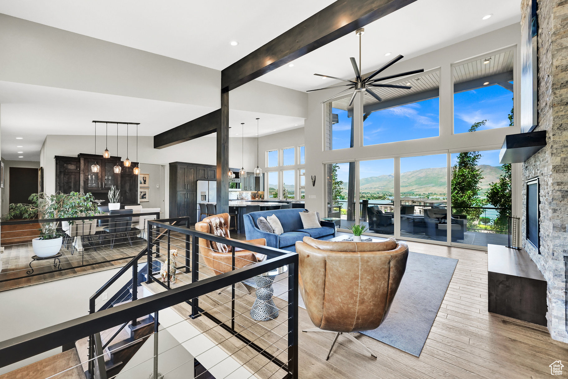 EDGEWATER CHALETS - Residential