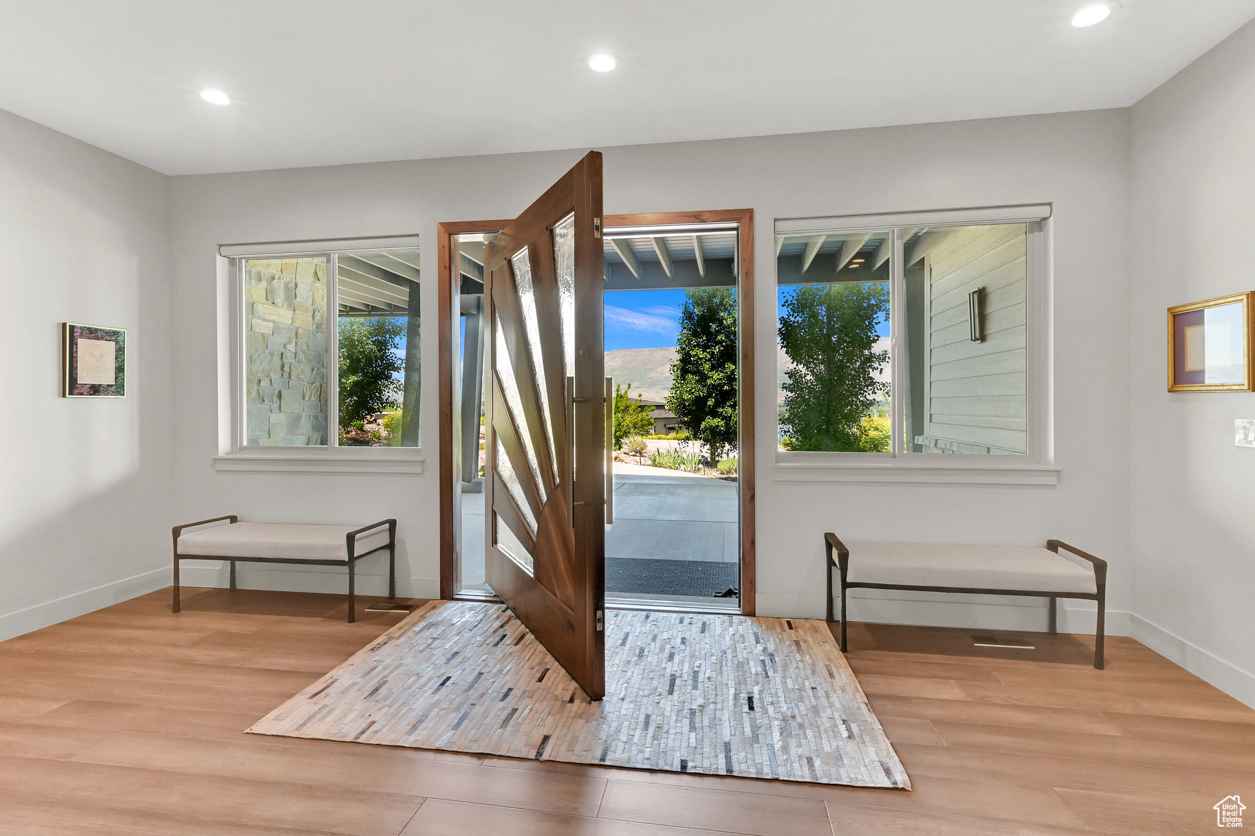 EDGEWATER CHALETS - Residential