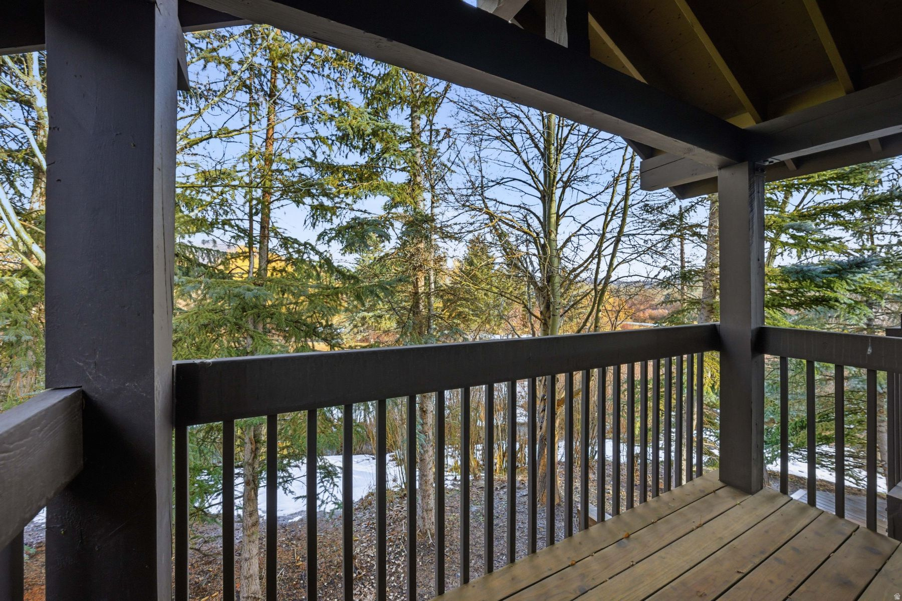 PARKVIEW CONDOMINIUMS - Residential