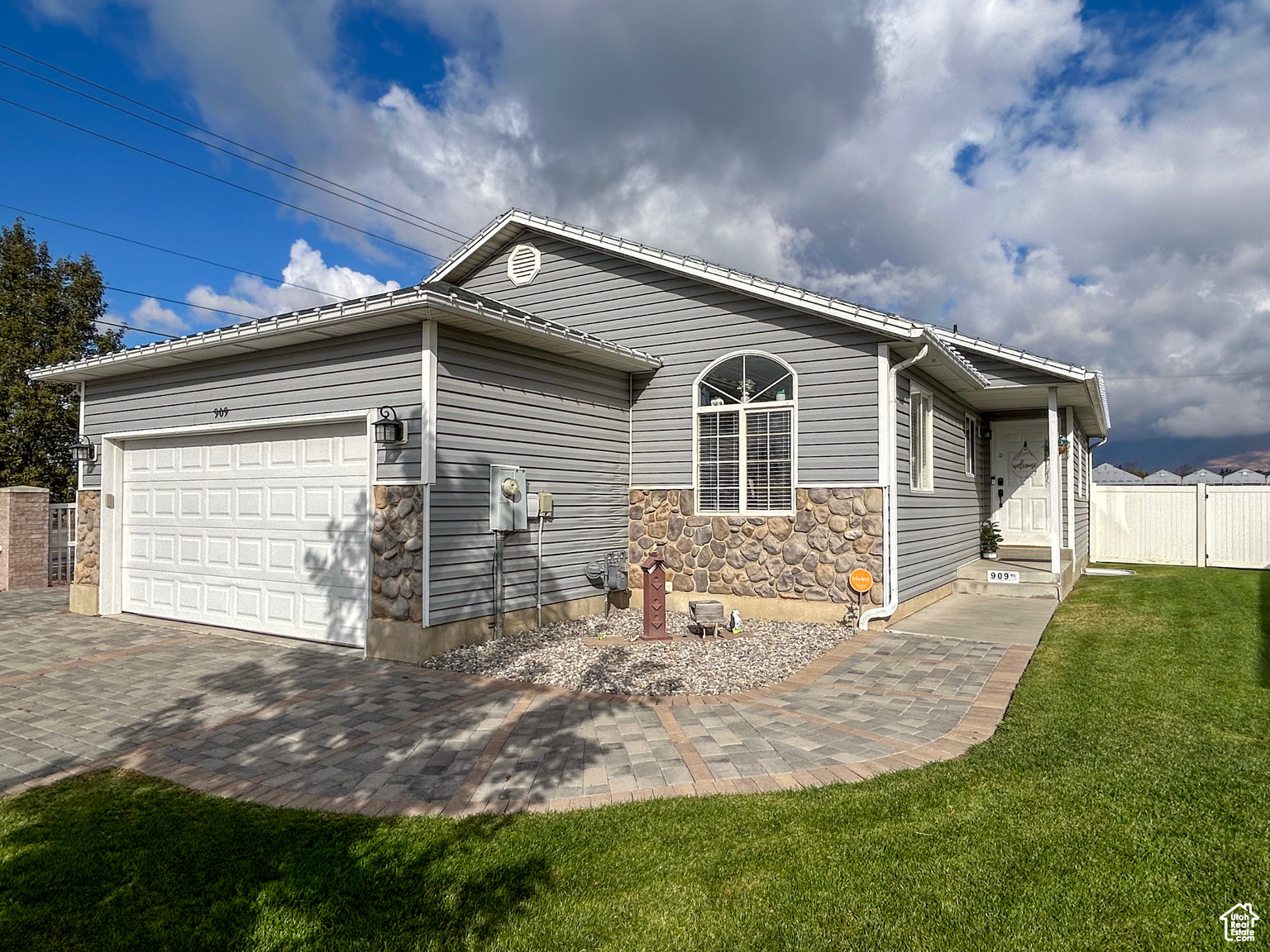 909 E 1520, American Fork, Utah image 2