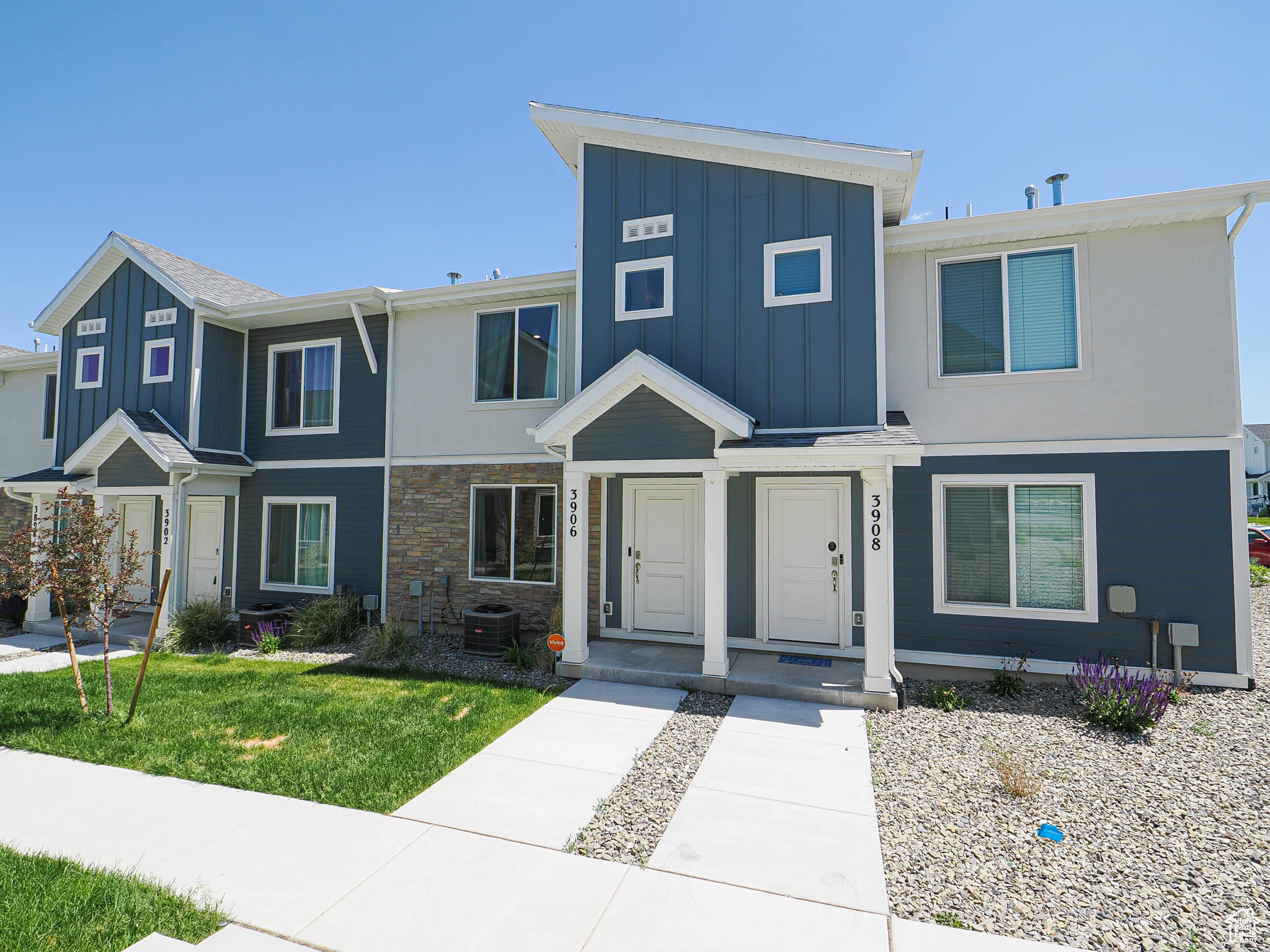 3906 S Bowie Dr, Magna, Utah image 1