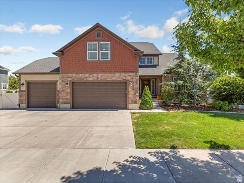 Photo of 11271 S ROPEMAKER RD, South Jordan, UT 84095 (MLS # 2116540) Photo of 11271 S ROPEMAKER RD, South Jordan, UT 84095 (MLS # 2116540)
